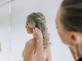 Down hair style for bride